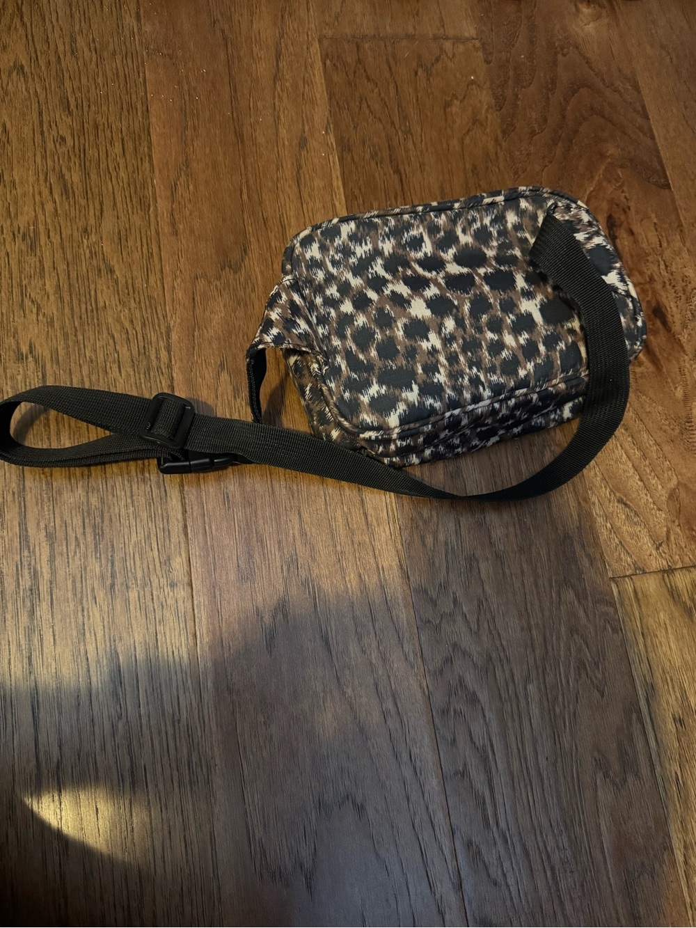Old Navy Leopard Print Crossbody Bag in Black, Brown, Cream - Picture 3 of 3